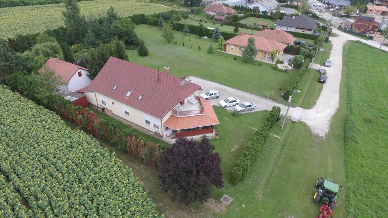 Hotel Vadvirag Vendeghaz Lenti Exteriér fotografie