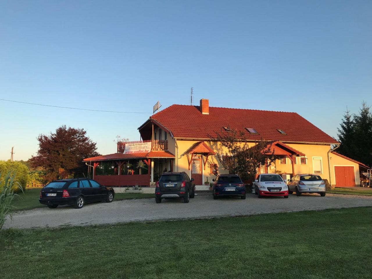 Hotel Vadvirag Vendeghaz Lenti Exteriér fotografie